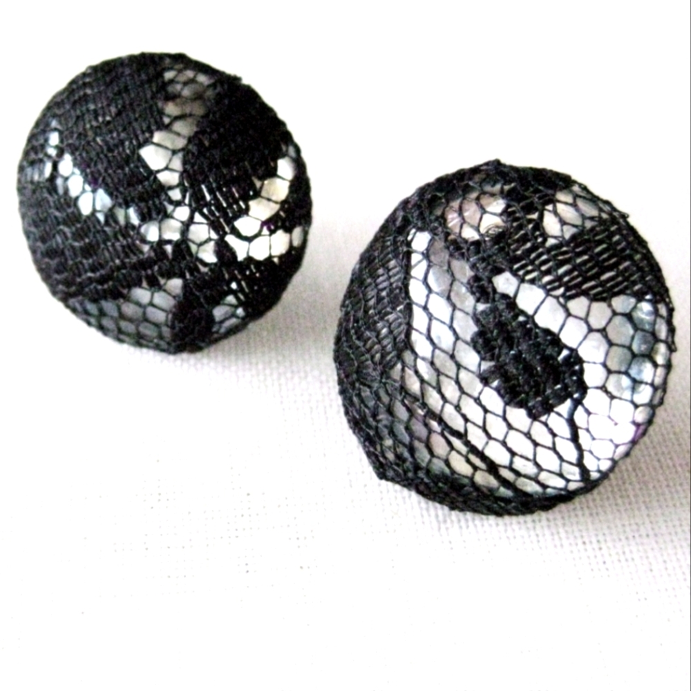 Black lace stud earrings